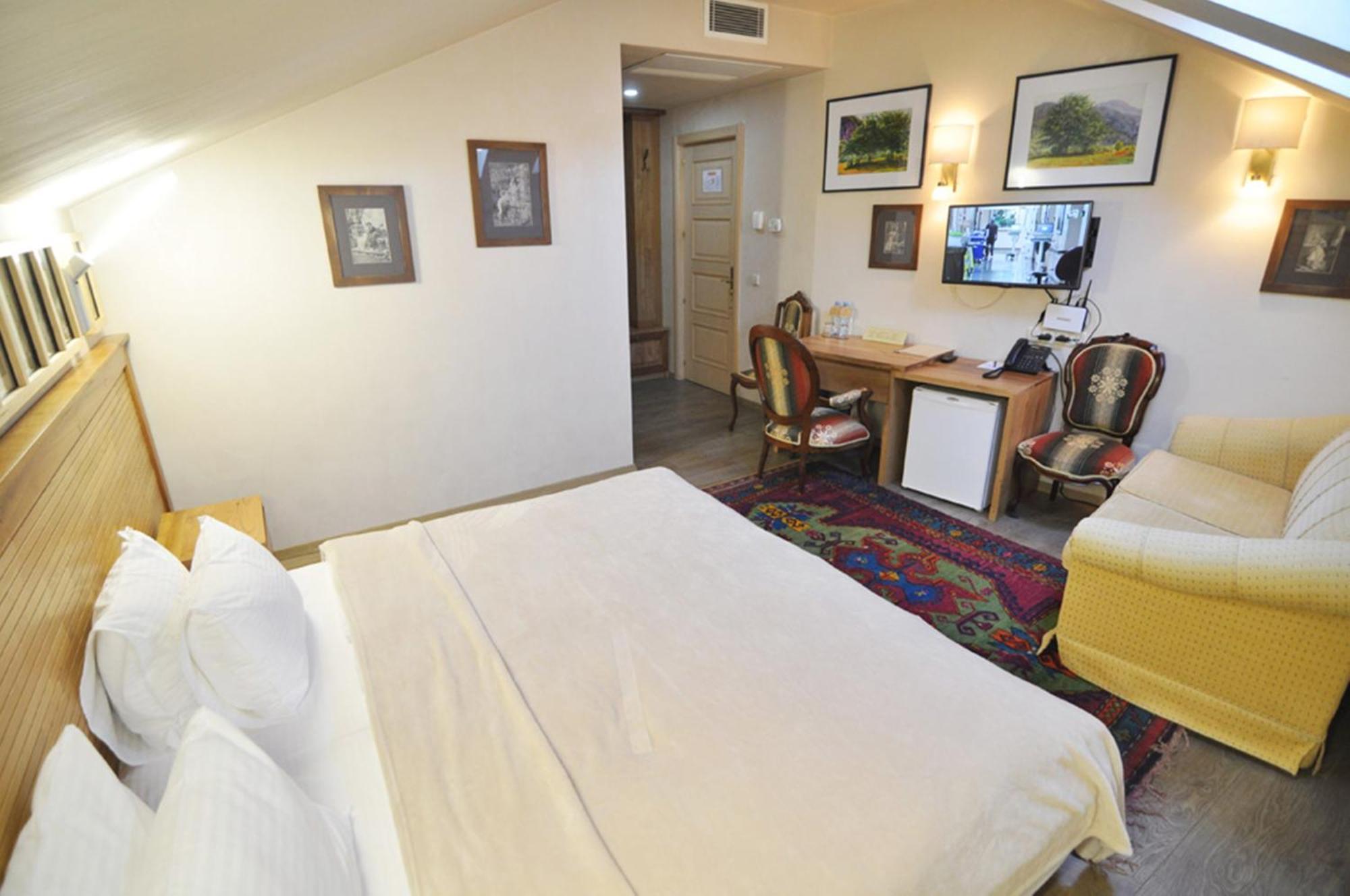 Vinotel Boutique Hotel Tbilisi Cameră foto