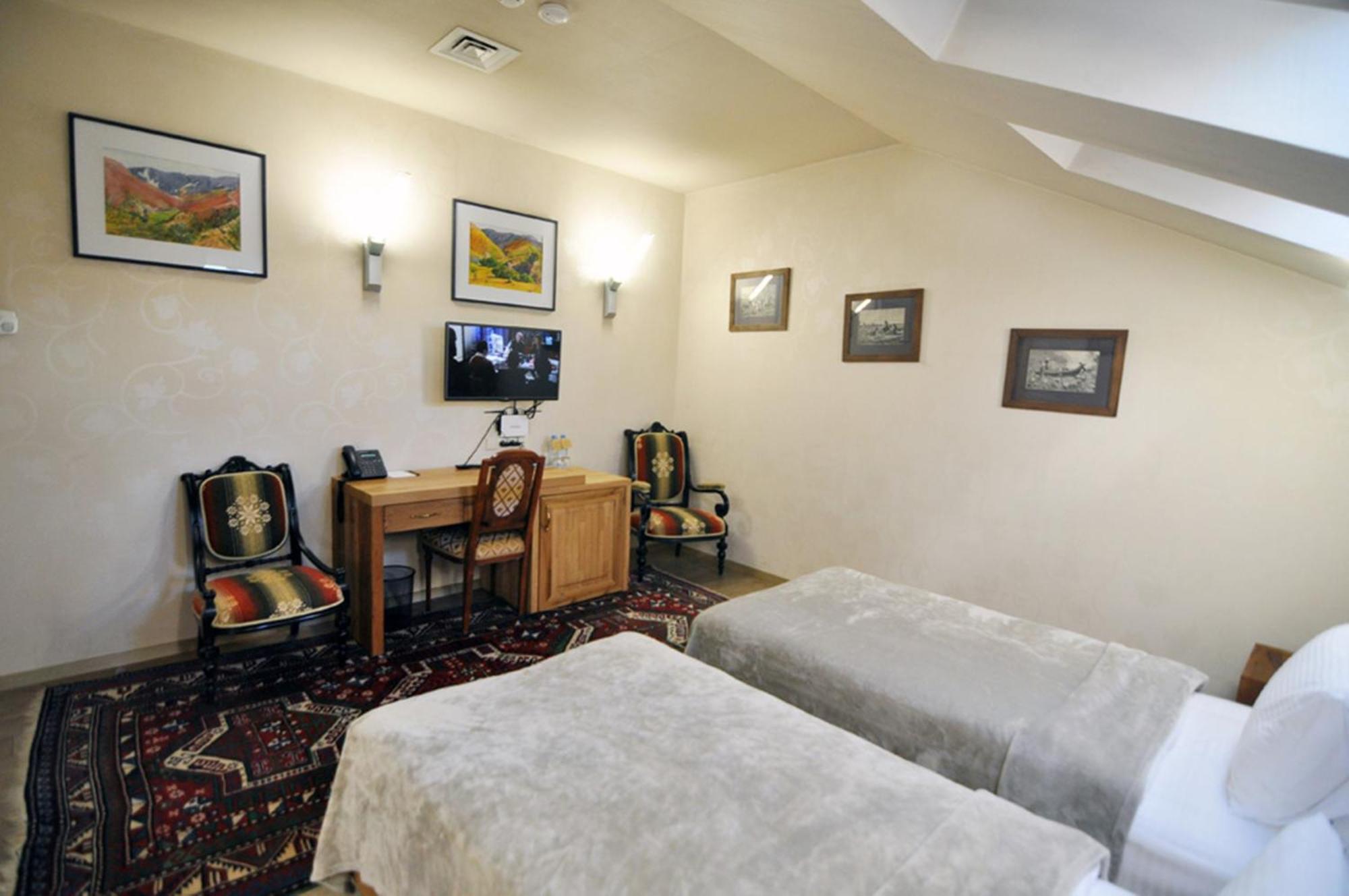 Vinotel Boutique Hotel Tbilisi Cameră foto